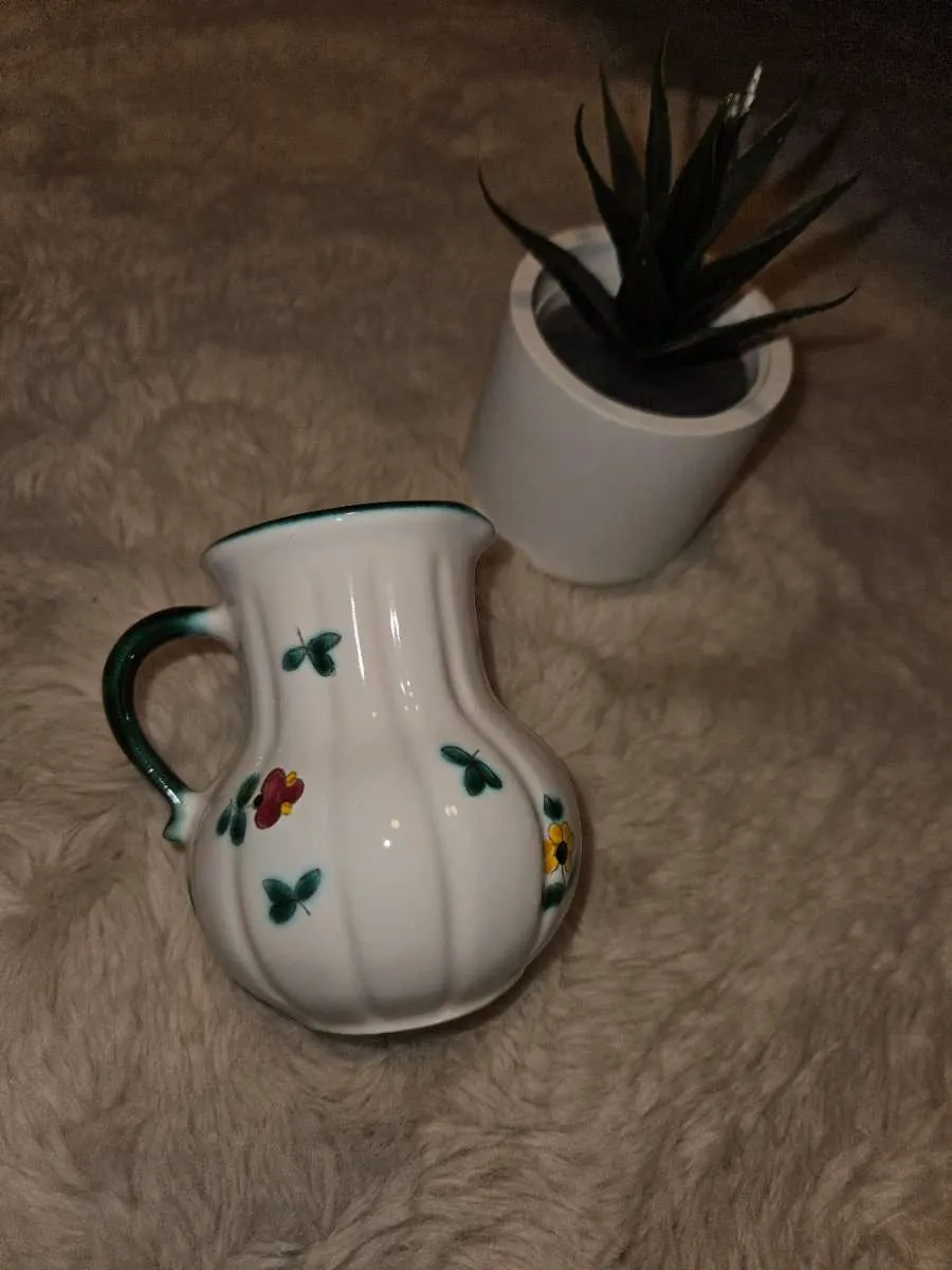 Gmundner Keramik Kaffeekanne klein, € 15,- (2325 Himberg)