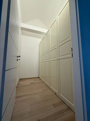 6-Zimmer-Wohnung mieten in Krems Land – 289 m², € 3.200 – Bild 20 von 28