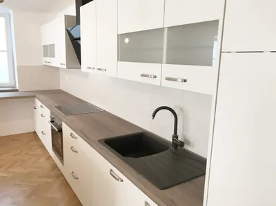 6-Zimmer-Wohnung mieten in Krems Land – 289 m², € 3.200 – Bild 6 von 28