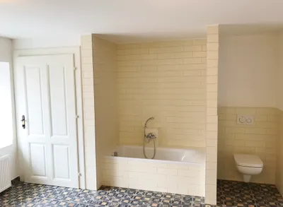 6-Zimmer-Wohnung mieten in Krems Land – 289 m², € 3.200 – Bild 8 von 28