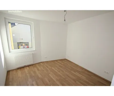 4-Zimmer-Wohnung kaufen in Amstetten – 92,86 m², € 348.500 – Bild 4 von 16