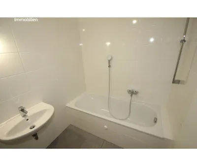 4-Zimmer-Wohnung kaufen in Amstetten – 92,86 m², € 348.500 – Bild 5 von 16