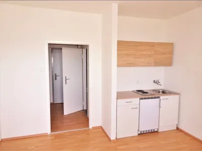 1-Zimmer-Wohnung mieten in Linz – 30 m², € 600 – Bild 7 von 12