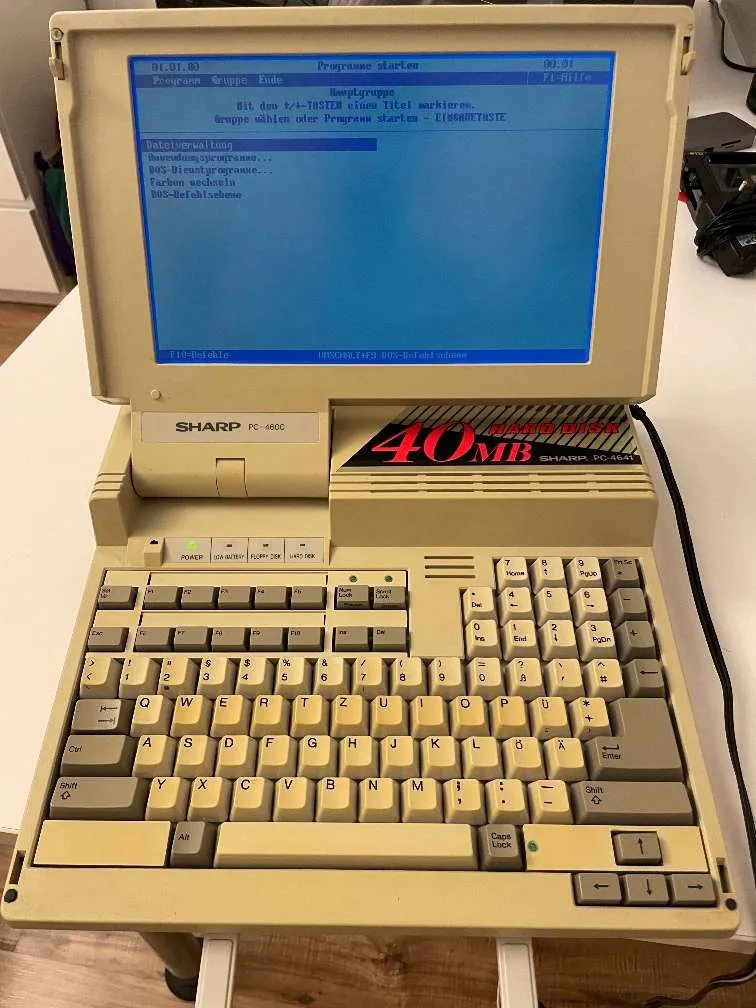 Sharp PC-4641 Laptop
