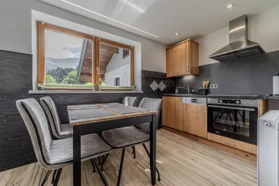 13-Zimmer-Gewerbeimmobilie kaufen in Kitzbühel – 284,75 m², € 1.880.000 – Bild 38 von 42