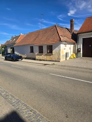 5-Zimmer-Immobilie kaufen in Hollabrunn – 200 m², € 125.000