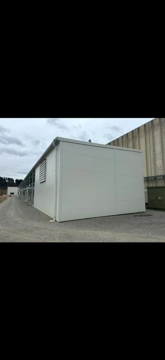 Lagerhalle zu verkaufen, Inkl. Pläne, neuwertig.