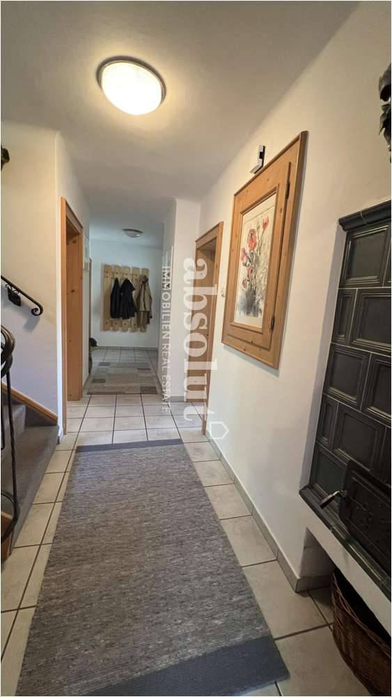 Besondere Immobilie auf der Sonnenseite von Zell am See! 1.308 m² Grund mit Altbestand am Taleingang - Ansicht 3