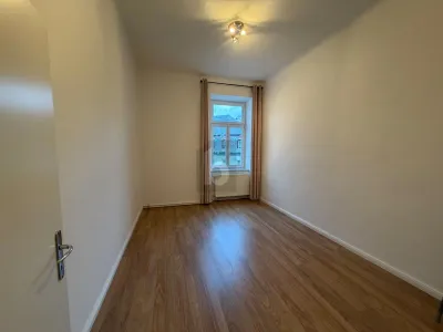 3-Zimmer-Wohnung kaufen in Neunkirchen – 84 m², € 179.000 – Bild 5 von 6