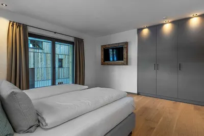 5-Zimmer-Haus mieten in Kitzbühel – 202,17 m², € 10.000 – Bild 7 von 10