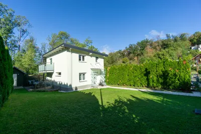Haus zum Kauf in 1140 Wien