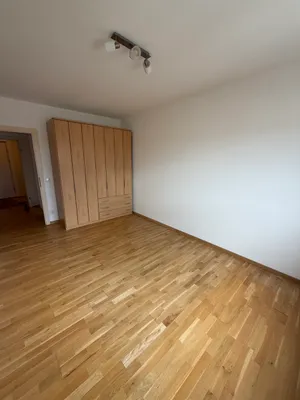 4-Zimmer-Wohnung mieten in Korneuburg – 96 m², € 1.370 – Bild 11 von 12