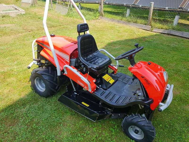Rasentraktor Rasenmäher Rasenmähertraktor Aufsitzmäher Efco Tureg, € 4.