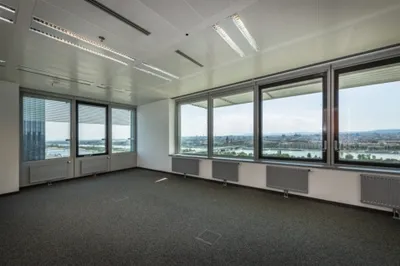 Gewerbeimmobilie mieten in Wien – 244 m², € 14 – Bild 2 von 18