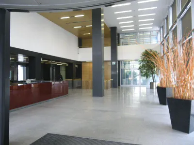Gewerbeimmobilie mieten in Wien – 244 m², € 14 – Bild 1 von 18