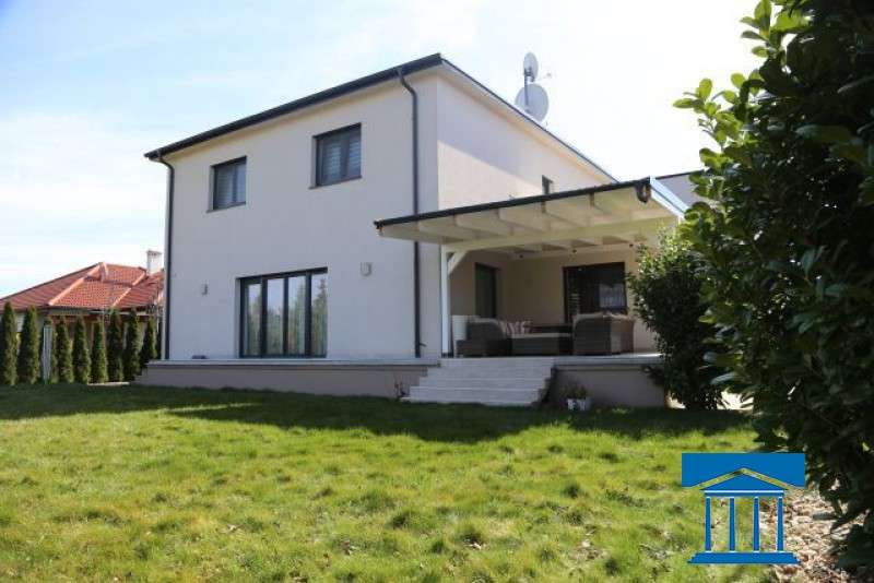 HAUS IN BAD FISCHAU, 248 m², € Preis auf Anfrage, (2721