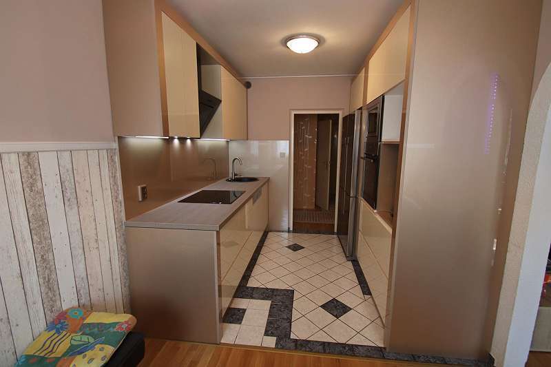 Designer Luxus Einbauküche Küchen nach mass, € 3.499,- (1160 Wien