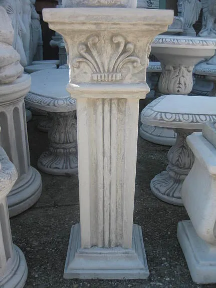Säule Steinsäule massiv 82 cm hoch 70 kg Gartensäule Blumensäule Neu, € 120,- (3441 Dietersdorf)