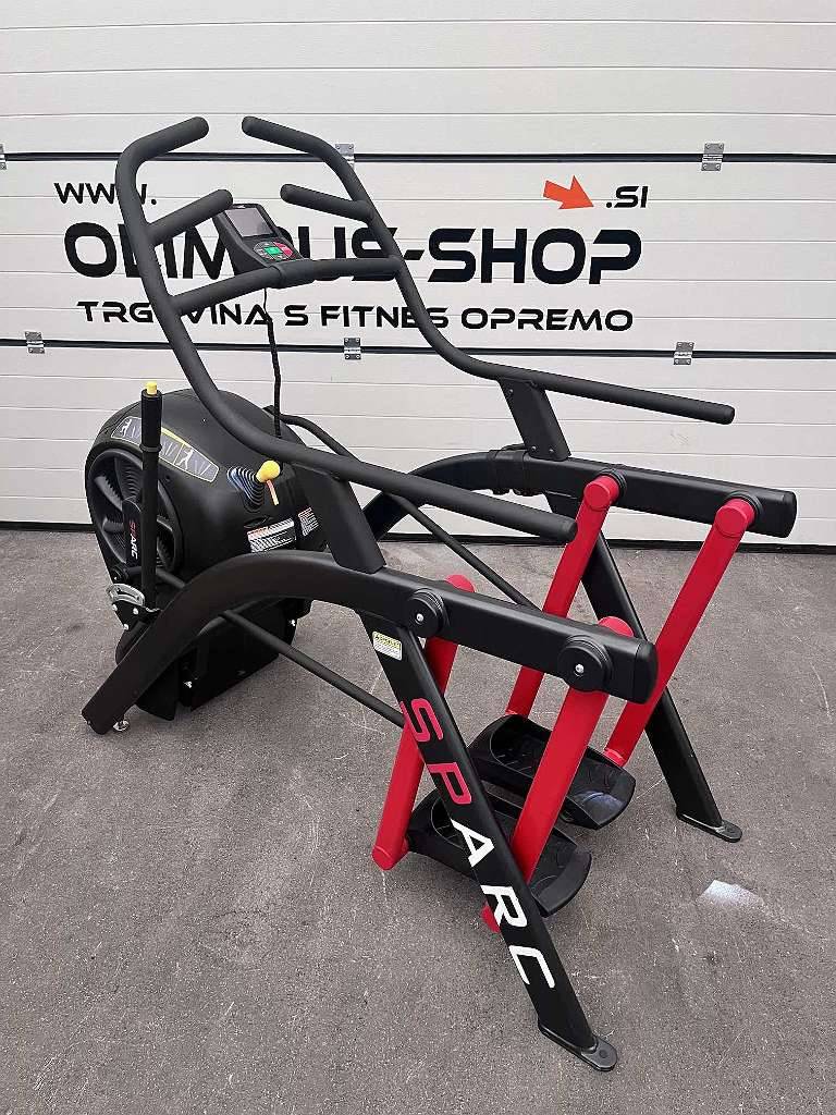 CYBEX SPARC Crosstrainer - Weiße oder schwarze Ausführung. Weitere Exemplare verfügbar.