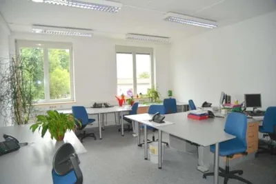 8-Zimmer-Gewerbeimmobilie mieten in Graz – 309 m², € 2.988 – Bild 6 von 13