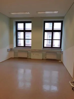 9-Zimmer-Gewerbeimmobilie mieten in Waidhofen an der Thaya – 196 m², € 1.327 – Bild 7 von 14