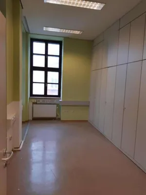 9-Zimmer-Gewerbeimmobilie mieten in Waidhofen an der Thaya – 196 m², € 1.327 – Bild 2 von 14