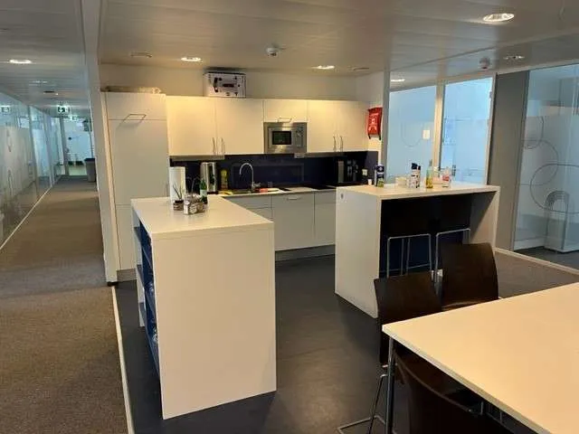 OFFICES WALCHERSTRASSE 11 | 2nd Central - Widok 3