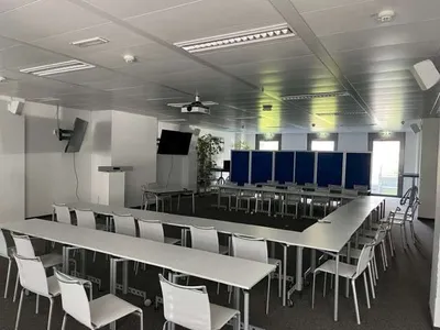 Gewerbeimmobilie mieten in Wien – 3 429 m², € 16 – Bild 5 von 10