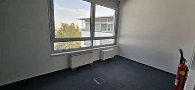 Gewerbeimmobilie mieten in Bruck an der Leitha – 697 m², € 9.270 – Bild 13 von 25