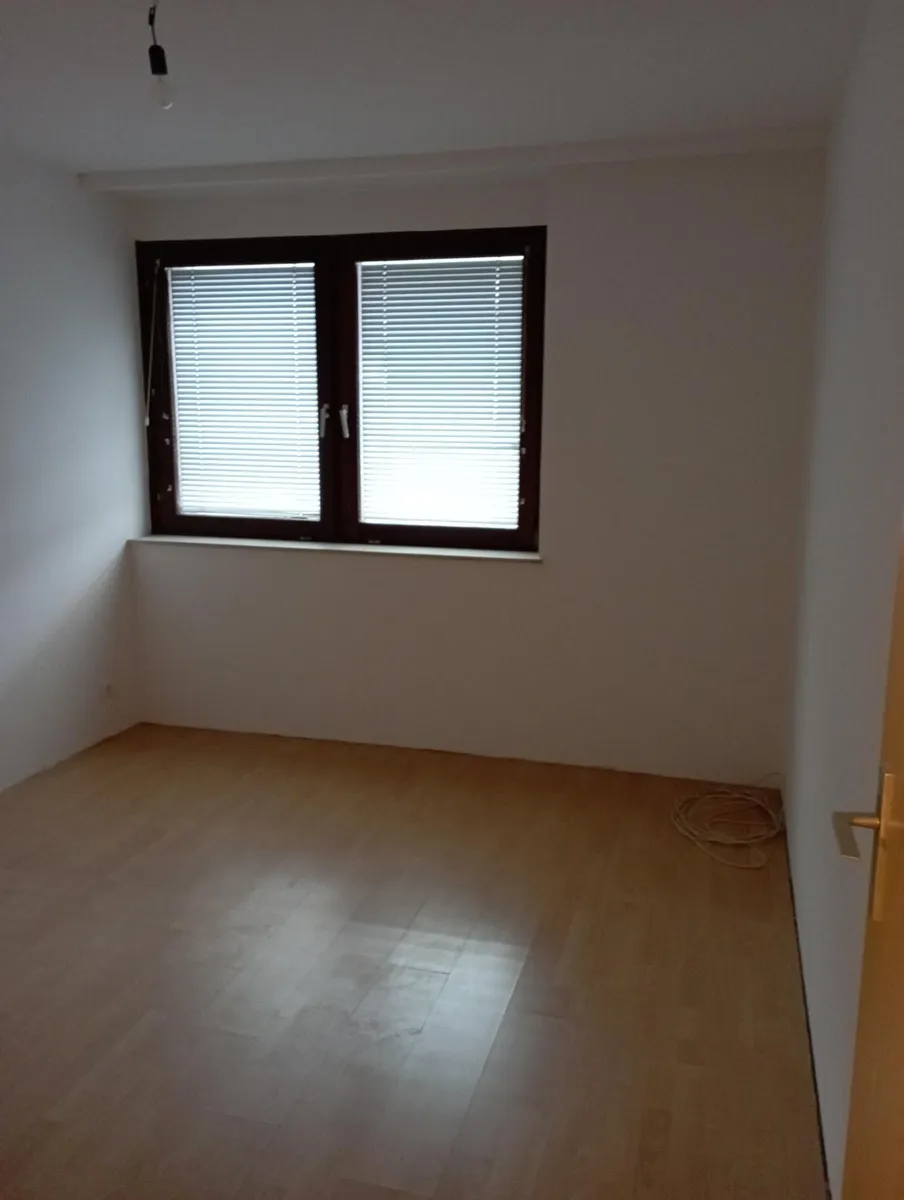 2-Zimmer Wohnung mit großer Loggia und saniertem Badezimmer in Leoben - Ansicht 2
