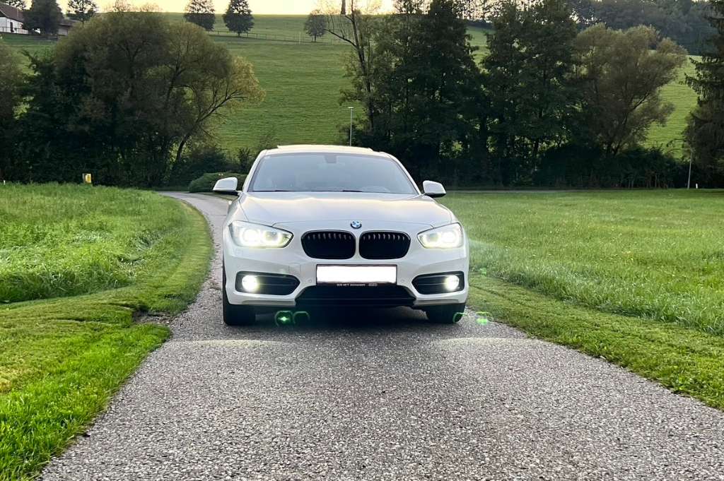 BMW 1er-Reihe BMW 118i Sport Packet Klein-/ Kompaktwagen, 2018, 73.000 km,  € 19.900,- - willhaben