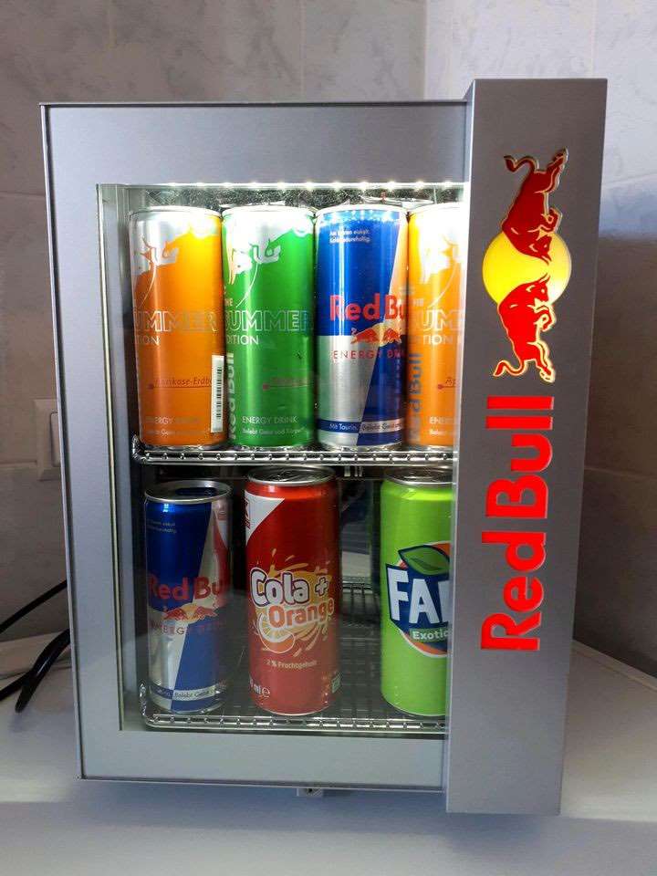 (verkauft) Red Bull Kühlschrank