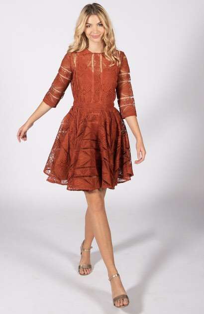 MAJE Kleid in Terracotta ungetragen 95 1070 Wien willhaben