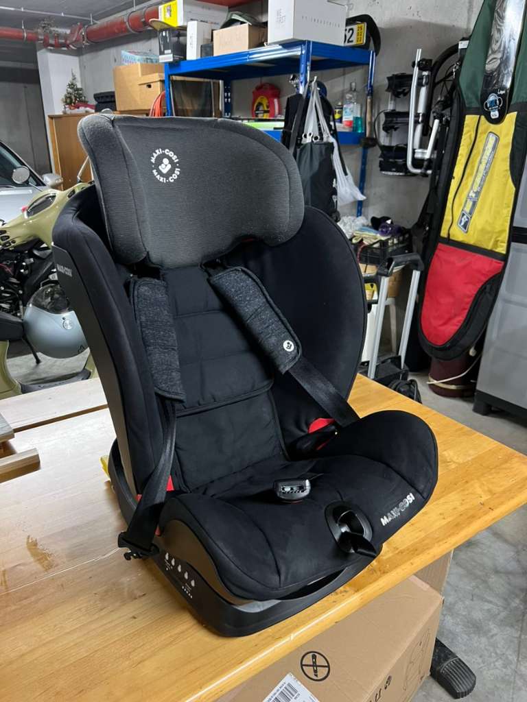 (verkauft) Maxi-Cosi Titan Kindersitz mit Isofix | 9-36kg