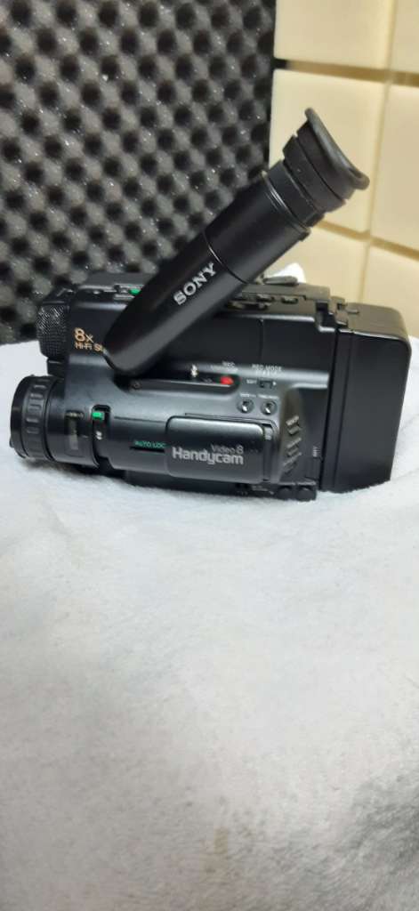 Sony Handycam 8 Video Kamera CCD-TR707E, € 160,- (1030 Wien) - willhaben