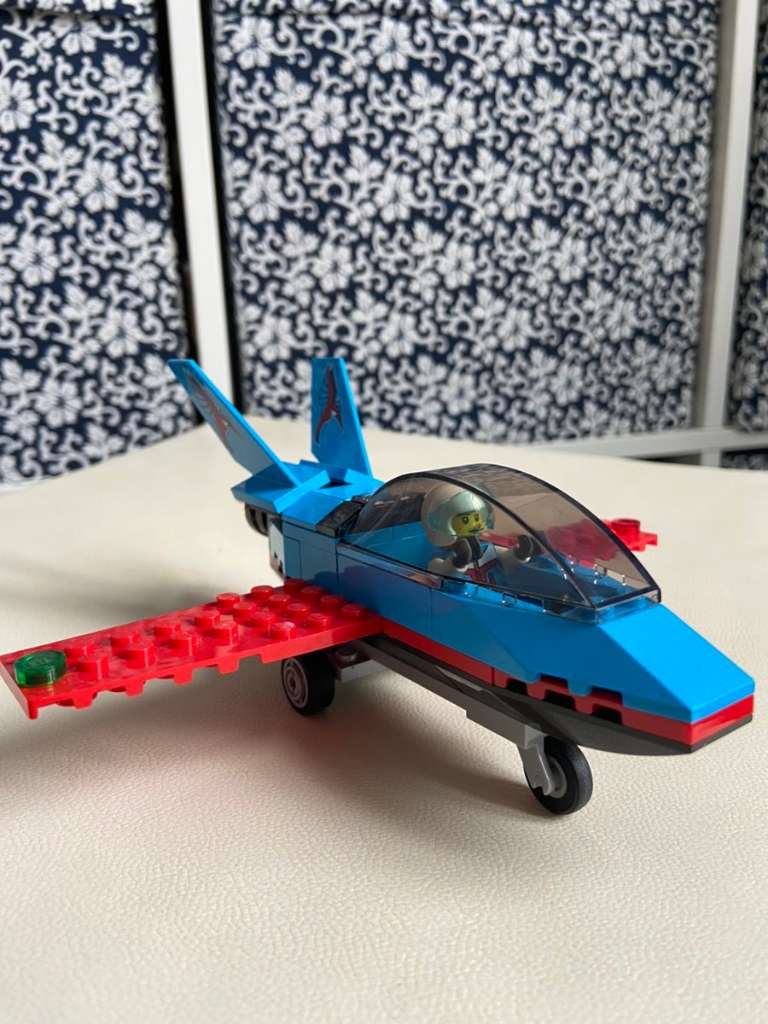 Lego City Stuntflugzeug 60323, € 26,- (1140 Wien) - willhaben