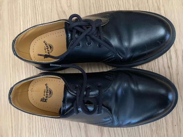 Dr martens hotsell 37 schwarz