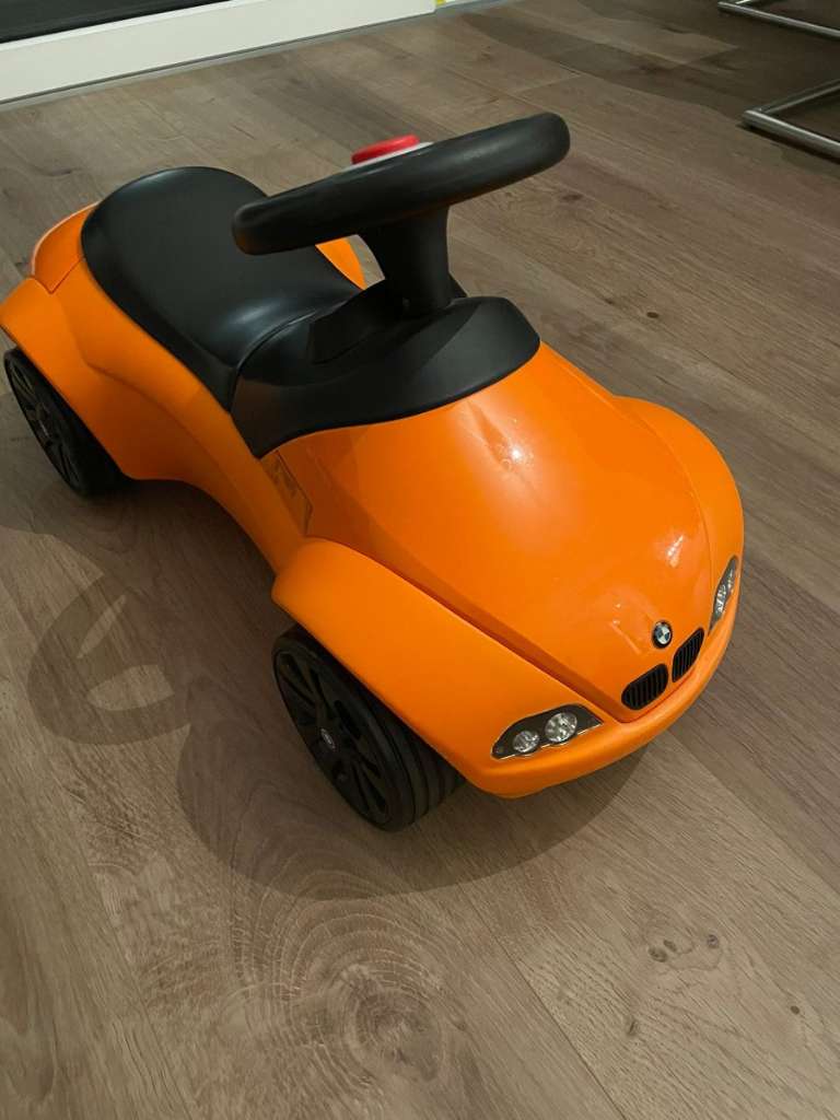 BMW Baby Racer / Bobby Car / schwarz-rot