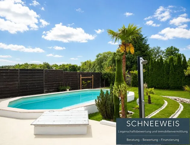WELS | SCHAFWIESEN: Modernisiertes Wohn- und Freizeitrefugium mit Pool, Grillhaus und zahlreichen Extras in attraktiver Ruhelage