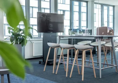 Gewerbeimmobilie mieten in Wien – 2 300 m², € 18 – Bild 4 von 9