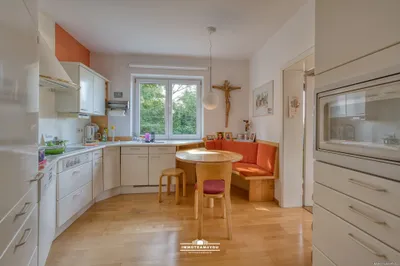 4-Zimmer-Haus kaufen in Vöcklabruck – 143 m², € 1.498.000 – Bild 16 von 33