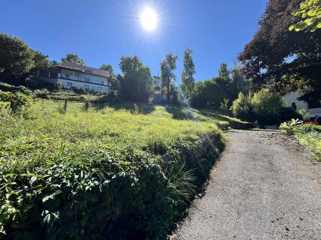 Graz - Andritz: Andritz: Idyllisches Grundstück mit Weitblick und Baubewilligung in Toplage nahe Stoffbauer! - Ansicht 2