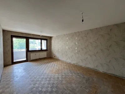 Renovierungsbedürftige 3-Zimmer Wohnung in Hirschstetten in 1220 Wien zu mieten – Bild 2