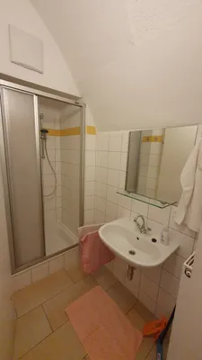 2-Zimmer-Wohnung mieten in Linz – 81 m², € 908 – Bild 14 von 17