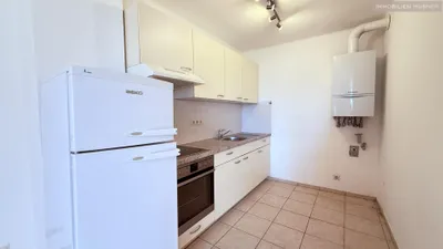Fasangasse beim Belvedere! Helle DG-Wohnung (oberster Stock), hofseitig, ruhig!!! – Bild 2