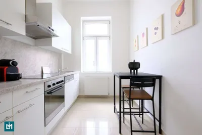 MÖBLIERTE 3-ZIMMER WOHNUNG IN TOP-LAGE – Bild 2