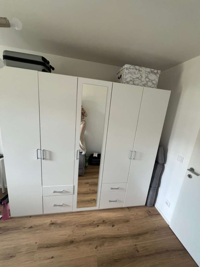 Schrank