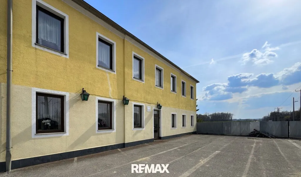 Wohnhaus mit Gastronomiebetrieb und Zimmervermietung - Ansicht 2