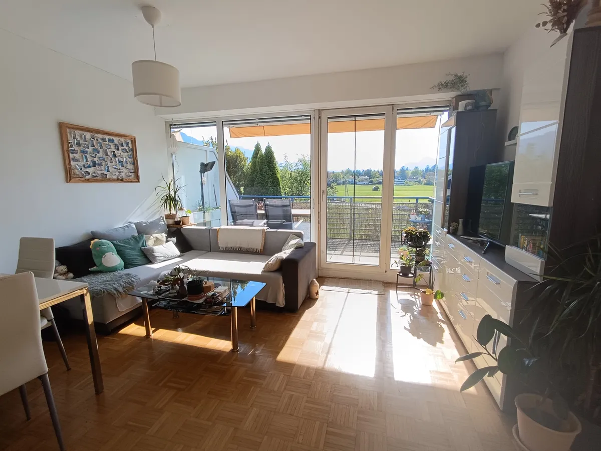 Helle 2-Zimmerwohnung mit Balkon in Morzg - Поглед 2