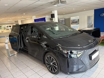 XPENG X9 FWD Longe Range ab SOFORT erhältlich!!